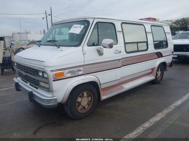 Chevrolet G20 Image 3