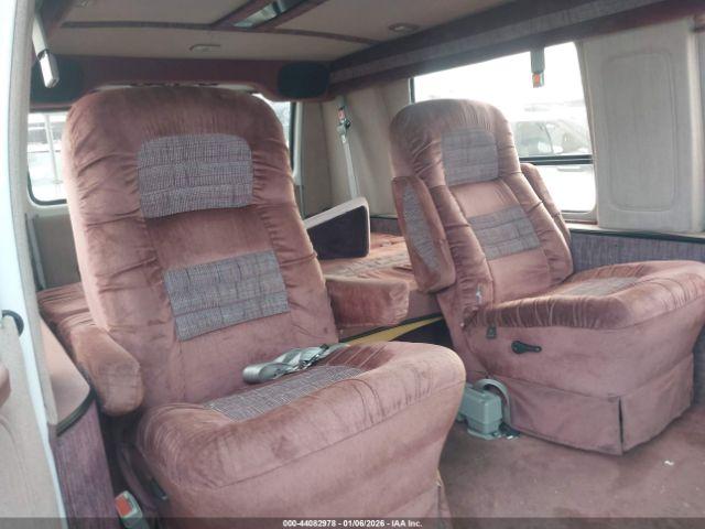 Chevrolet G20 Image 9