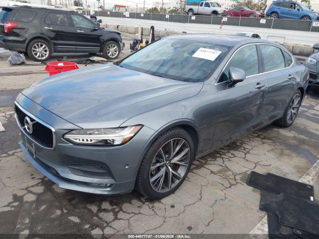 Volvo S90 T5 Momentum Image 5