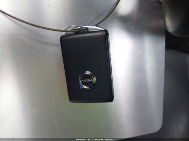 Volvo S90 T5 Momentum Image 7