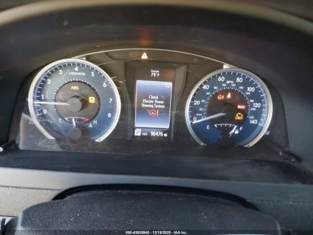 Toyota Camry Le Image 6