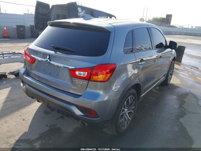 Mitsubishi Outlander 2.0 Se Image 2
