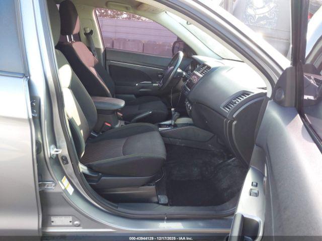 Mitsubishi Outlander 2.0 Se Image 13