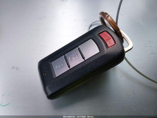 Mitsubishi Outlander 2.0 Se Image 17