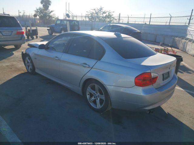 BMW 3 Series Image 4