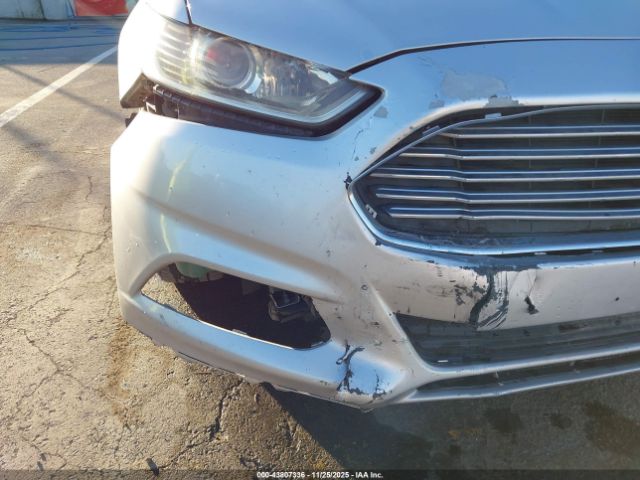 Ford Fusion S Image 3