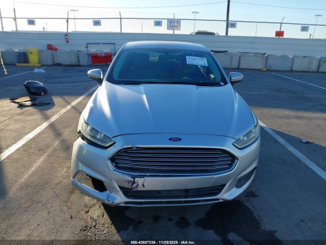Ford Fusion S Image 7