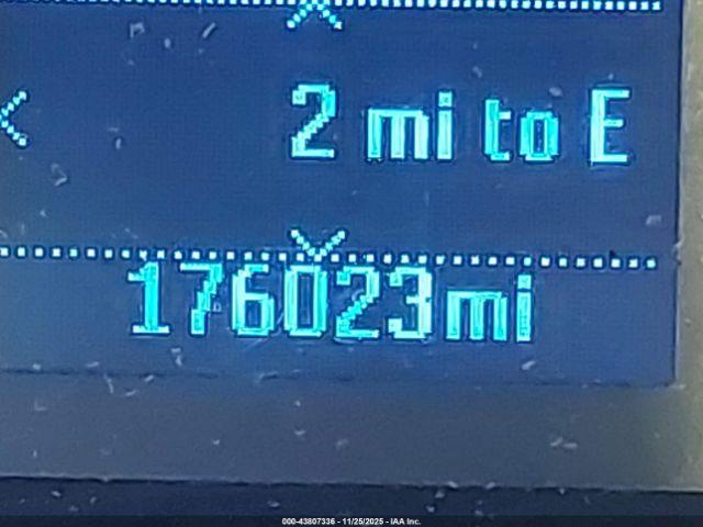 Ford Fusion S Image 12