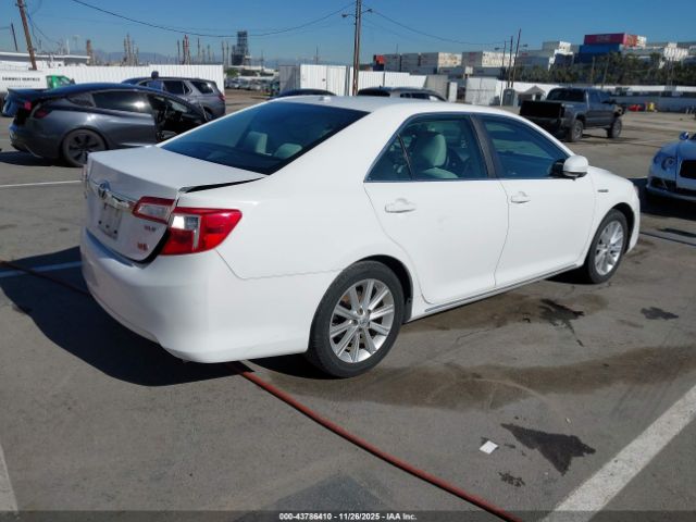 Toyota Camry Xle Image 4