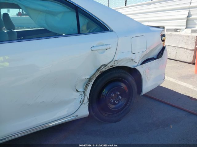 Toyota Camry Xle Image 5