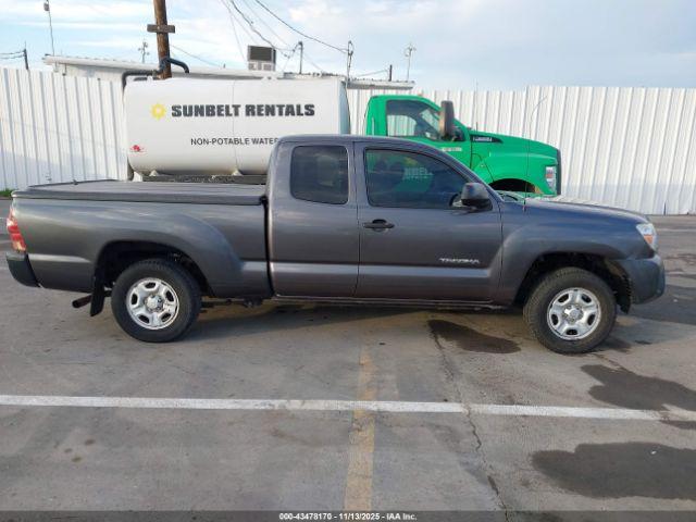 Toyota Tacoma Image 7