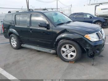  Salvage Nissan Pathfinder