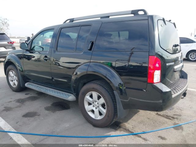 Nissan Pathfinder Se Image 4