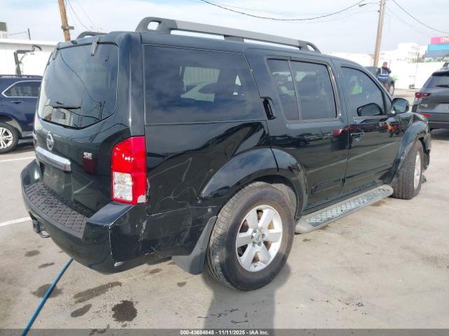 Nissan Pathfinder Se Image 3