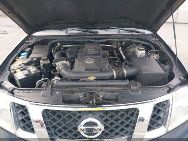 Nissan Pathfinder Se Image 10