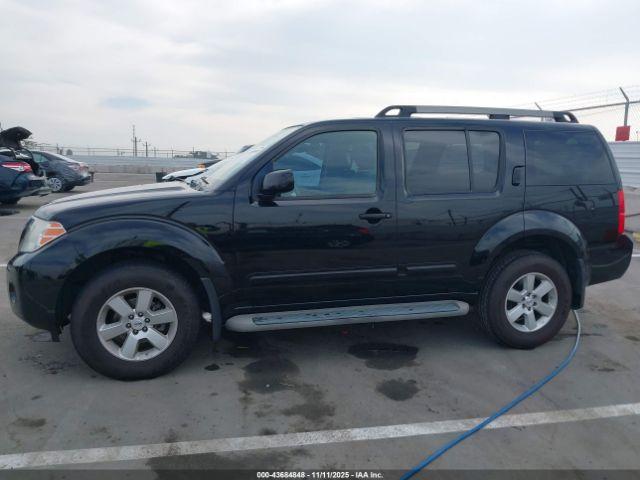 Nissan Pathfinder Se Image 7