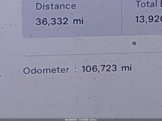 Tesla Model X Image 10