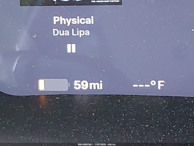 Tesla Model X Image 13