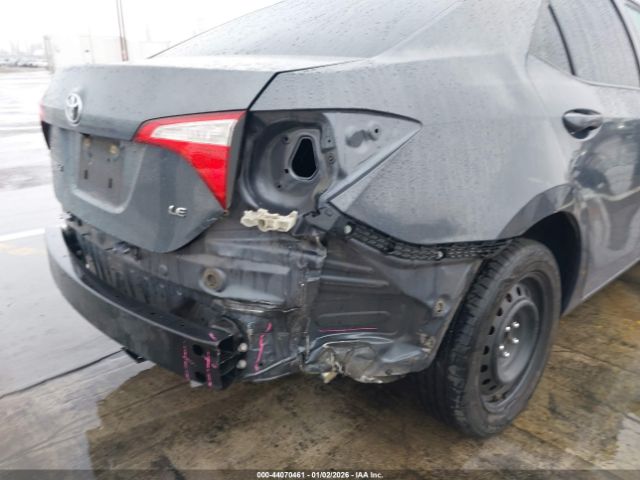 Toyota Corolla Le Image 9