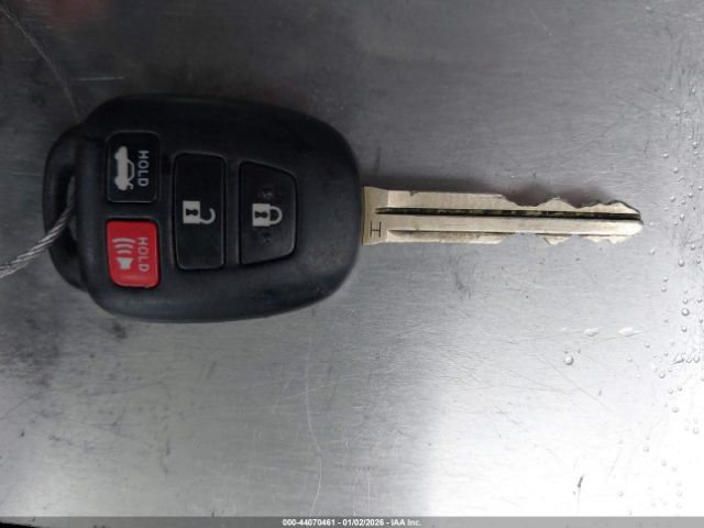 Toyota Corolla Le Image 8