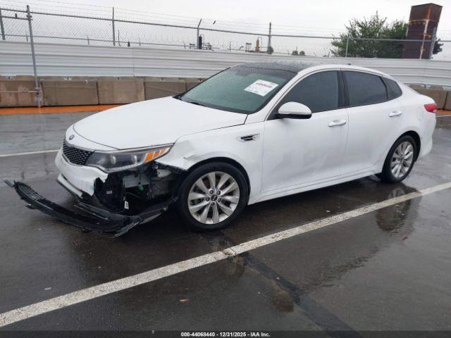 Kia Optima Ex Image 15