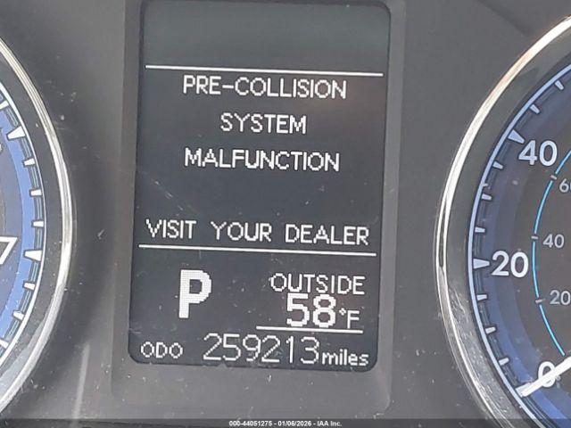 Toyota Corolla Le Image 14