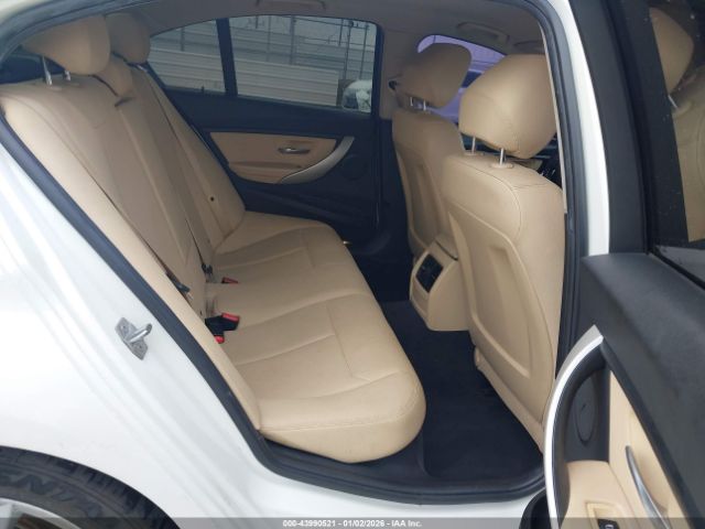 BMW 3 Series Image 9