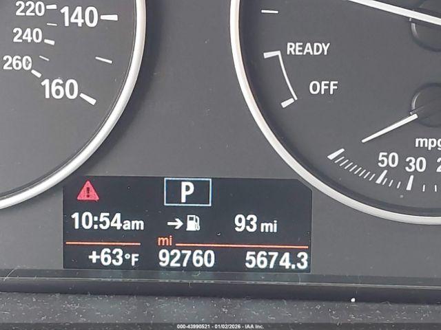 BMW 3 Series Image 13