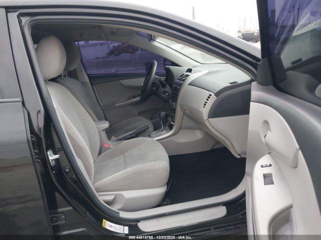 Toyota Corolla Le Image 3