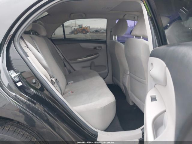 Toyota Corolla Le Image 7