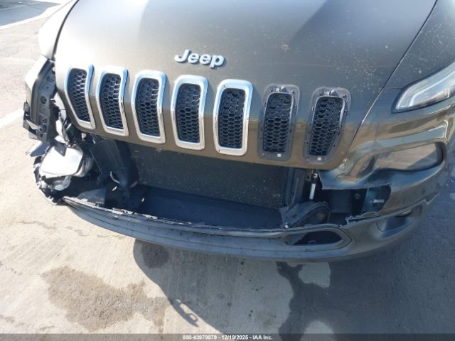 Jeep Cherokee Latitude Image 2