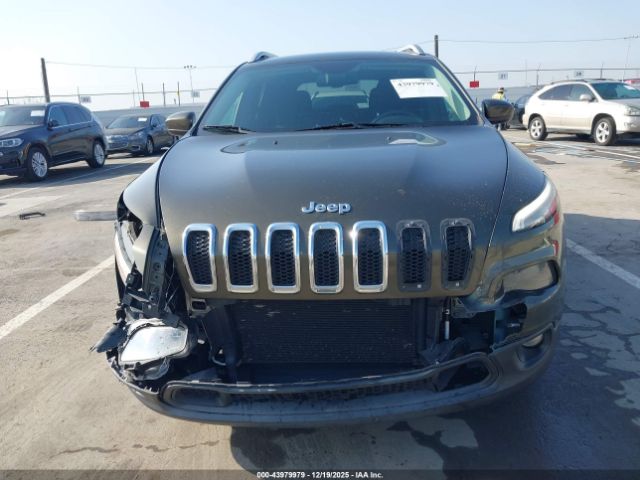 Jeep Cherokee Latitude Image 9