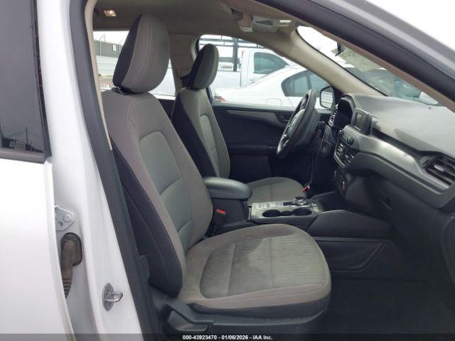 Ford Escape S Image 9