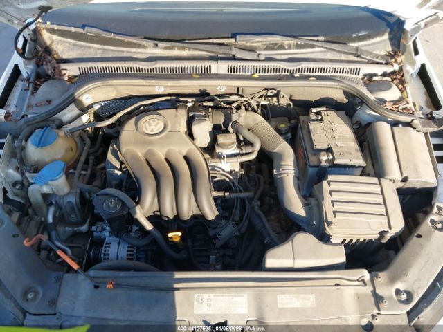 Volkswagen Jetta S Image 2