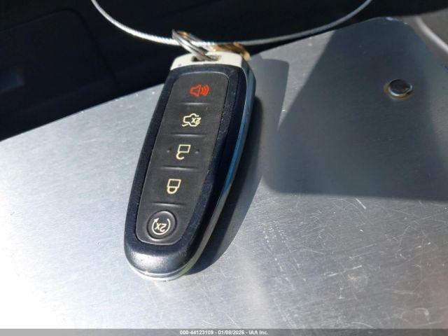 Ford C-MAX Energi Sel Image 12