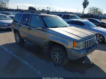  Salvage Jeep Grand Cherokee