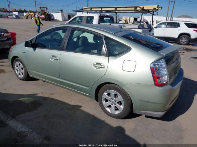 Toyota Prius Image 10