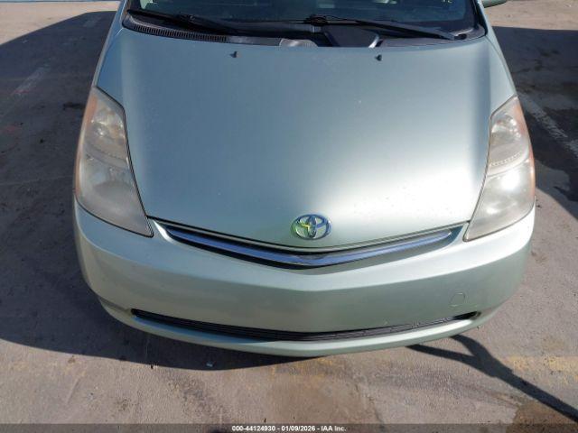 Toyota Prius Image 9