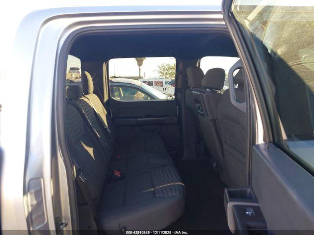 Ford F-150 Xl Image 9