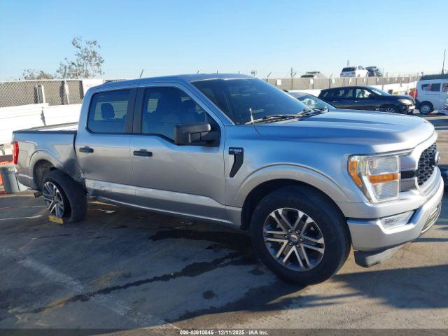 Ford F-150 Xl Image 2