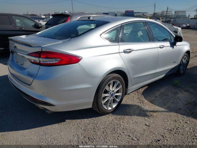 Ford Fusion Titanium Image 8