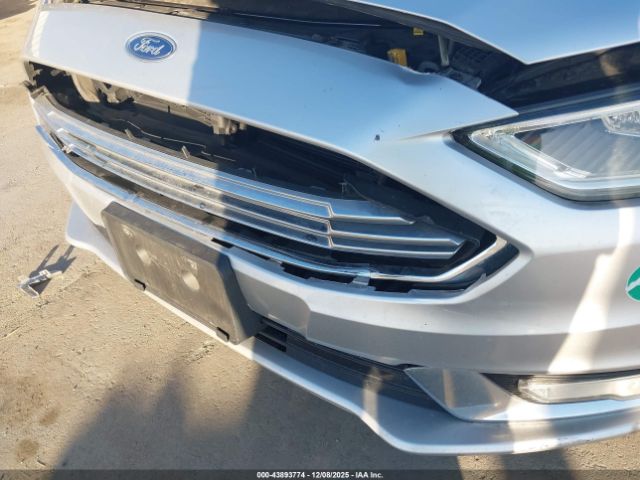 Ford Fusion Titanium Image 13